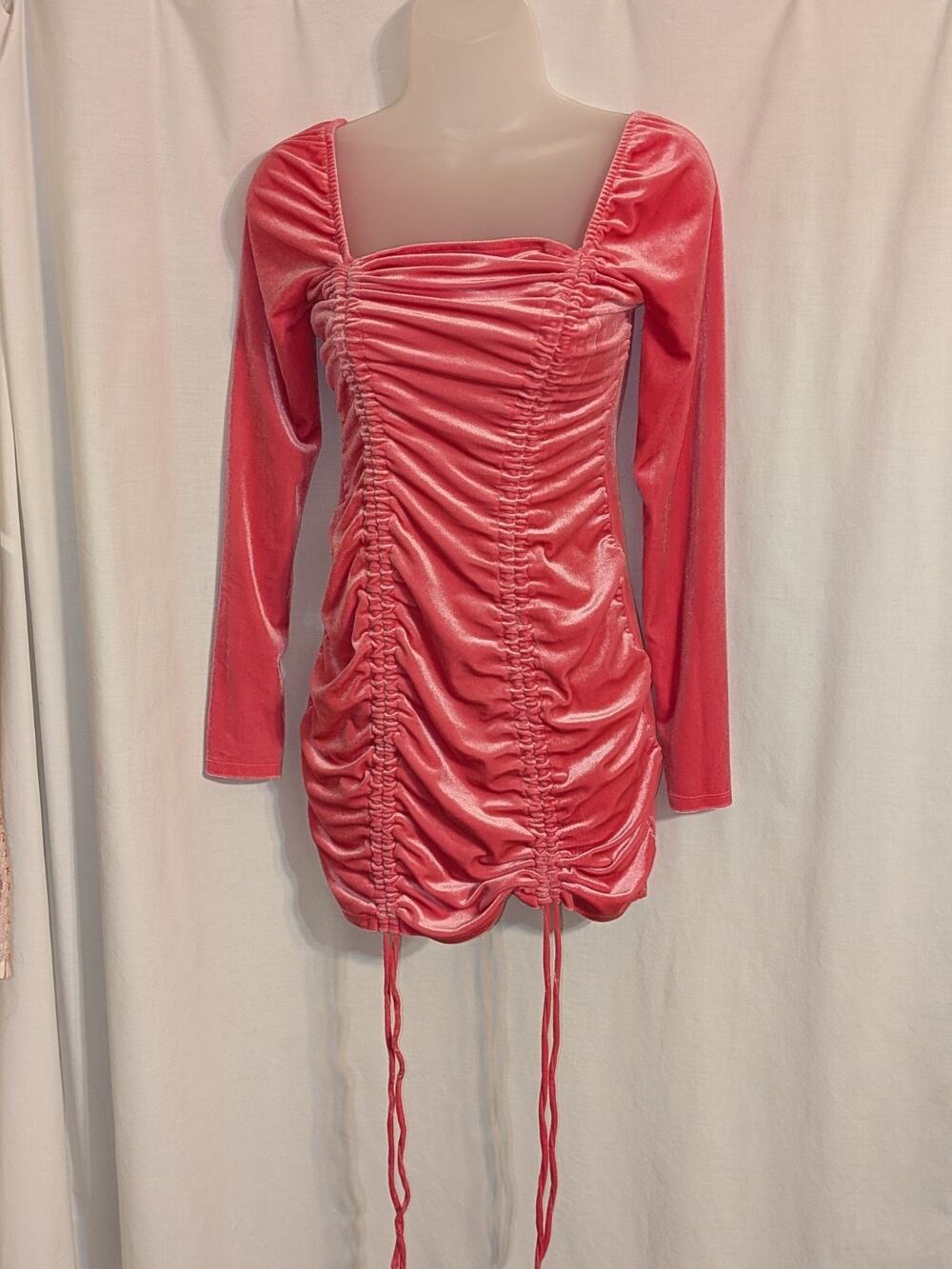 Wild Fable Women's Long Sleeve Ruched Velvet Bodycon Dress Shiny Pink Sz XS
